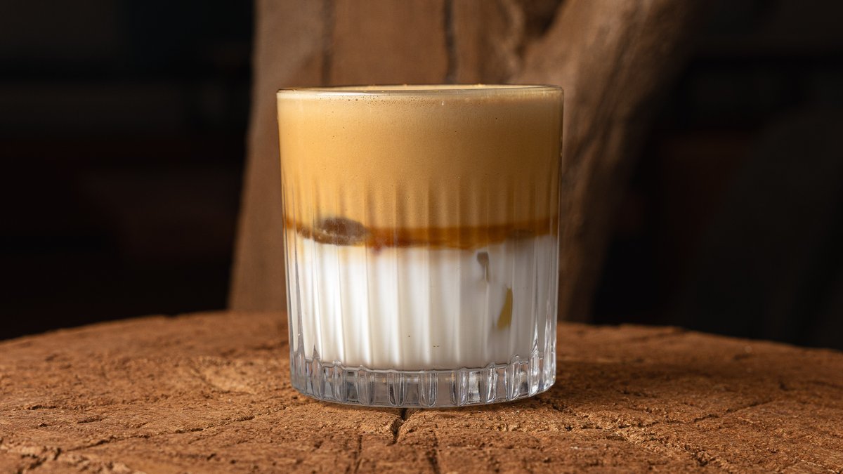 Flat White Freddo
